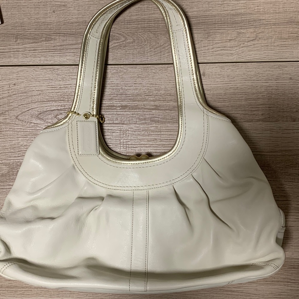 Like NEW vintage coach shoulder bag with gold trim